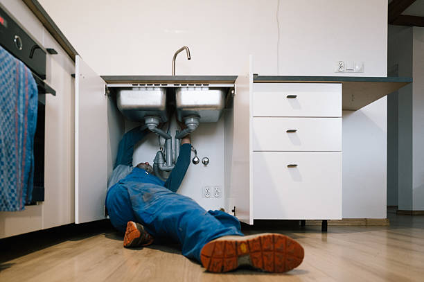 Professional Leak Detection technician working in Jefferson, OR